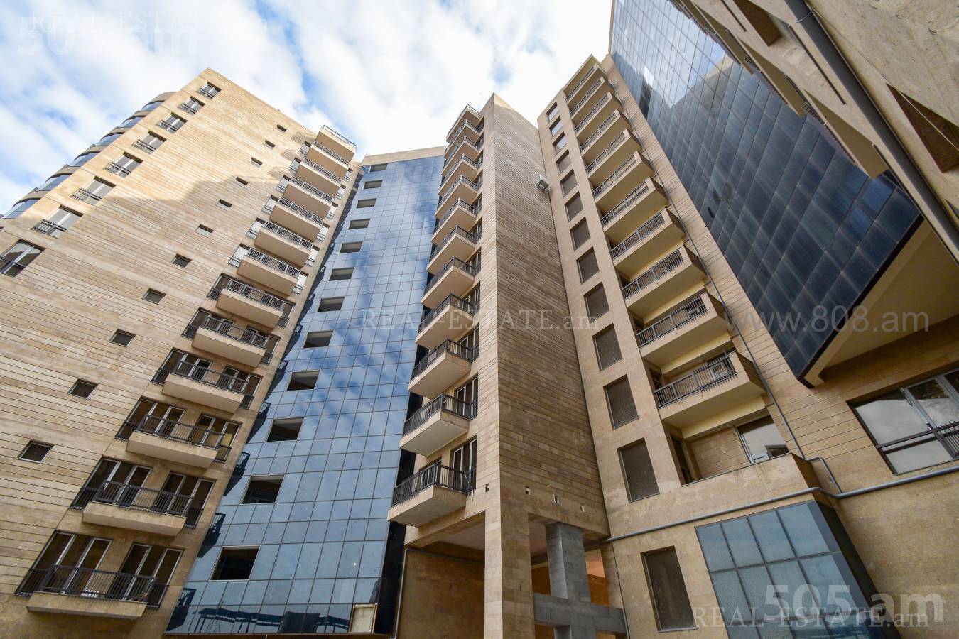3 bedroom apartment for sale Paronyan St, Center Yerevan, 138364