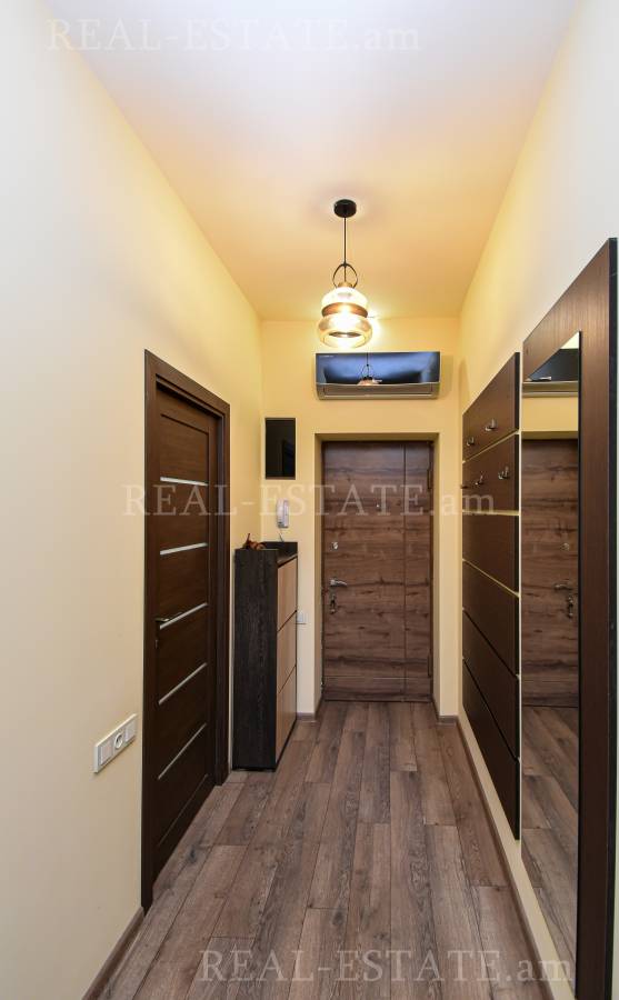 4 սենյականոց բնակարան  Կոմիտասի պող, Արաբկիր Երևան, 122871