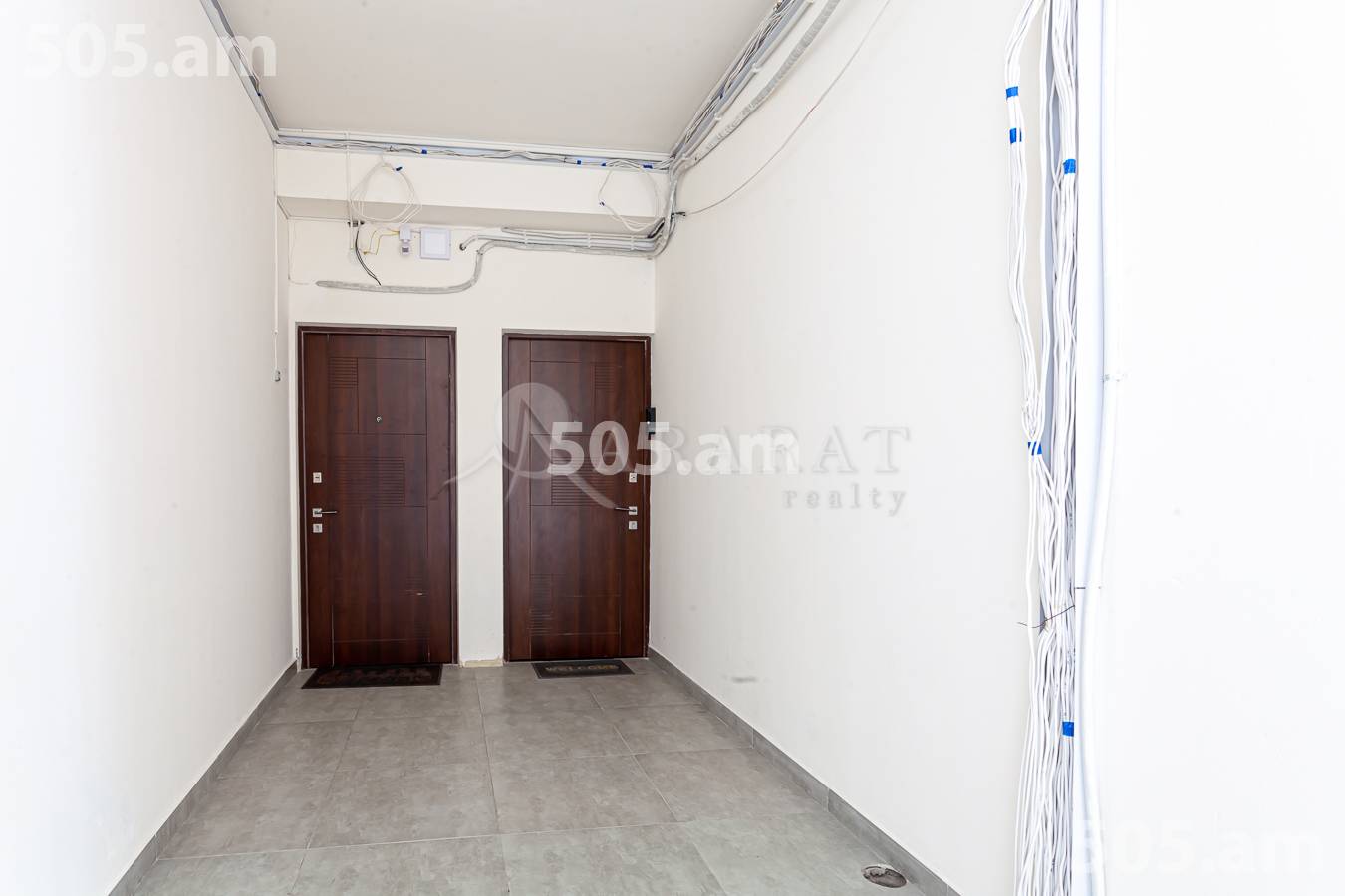 3 սենյականոց բնակարան  Միկոյան փող, Դավթաշեն Երևան, 156392