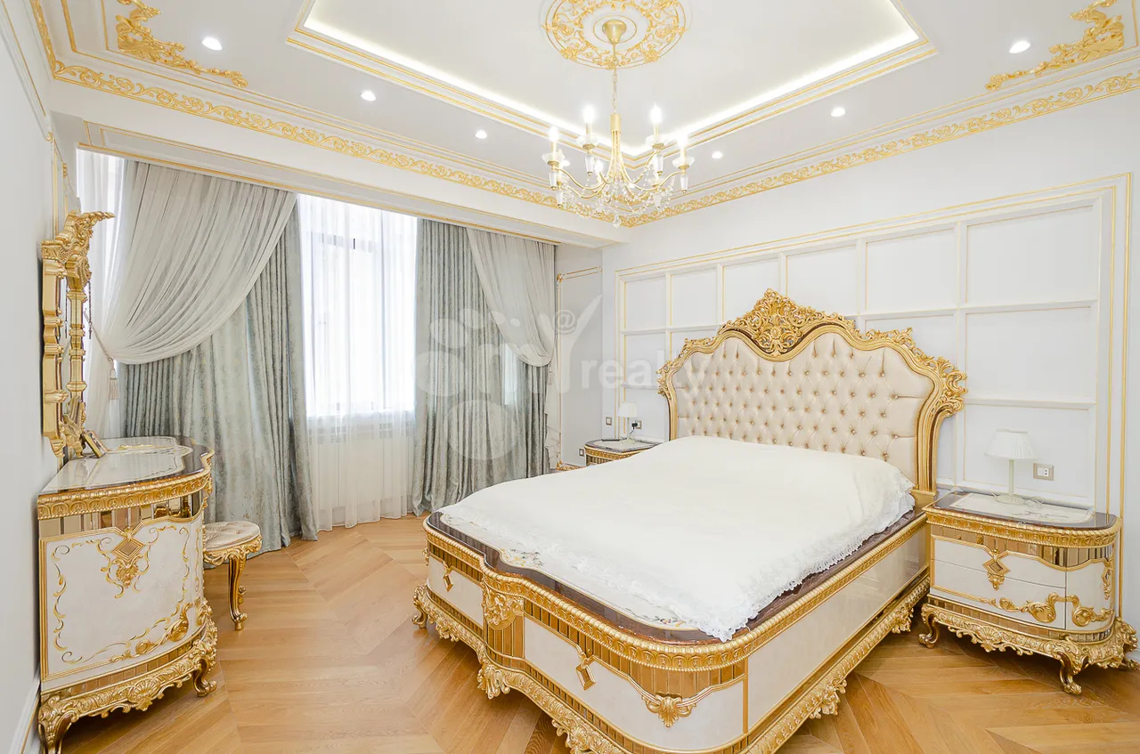 3 bedroom apartment for rent Northern(Hyusisayin)  Ave, Center Yerevan, 158864
