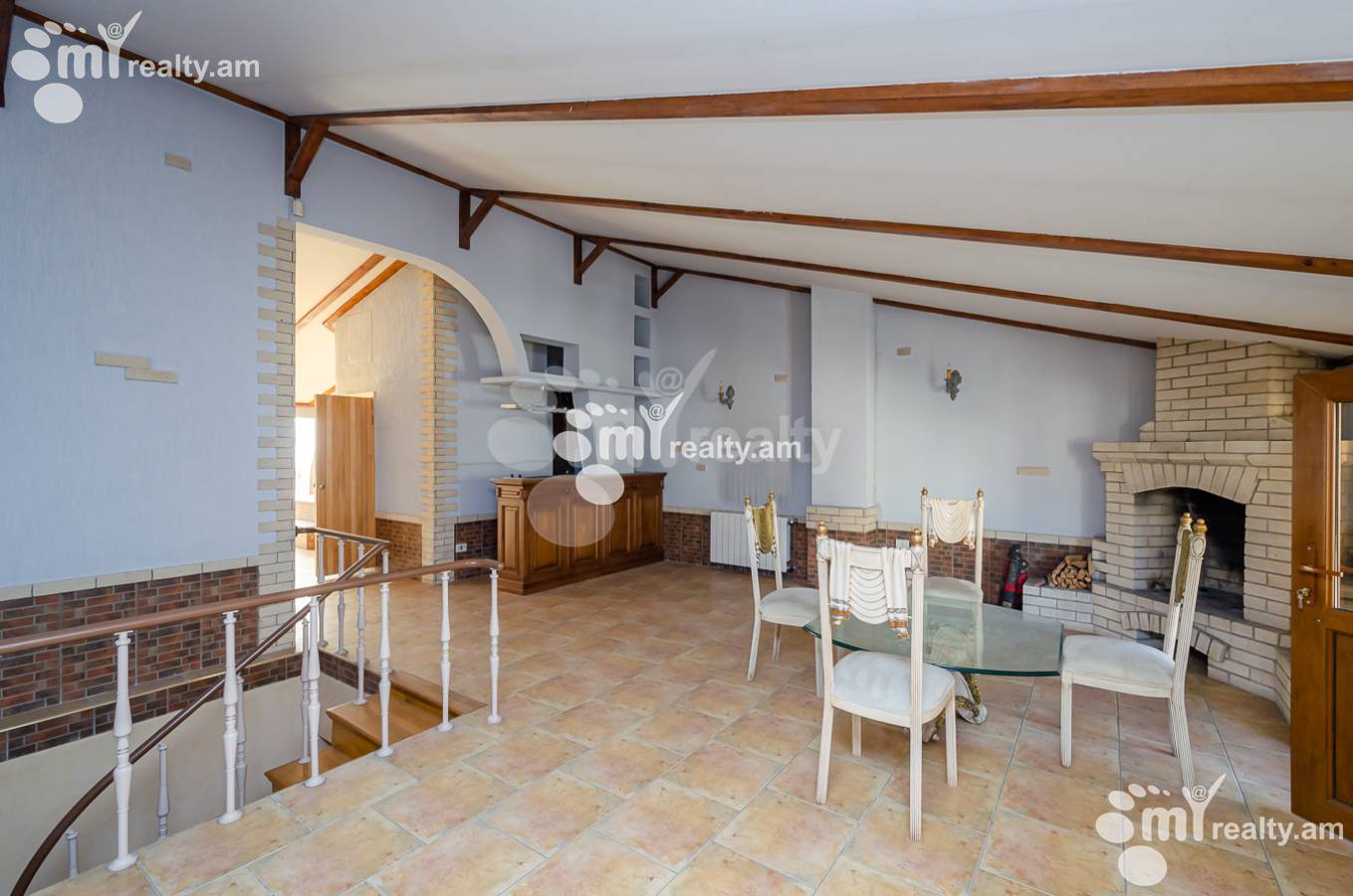 Снять 4 комнатную квартиру Закян ул, Центр Ереван, 154259