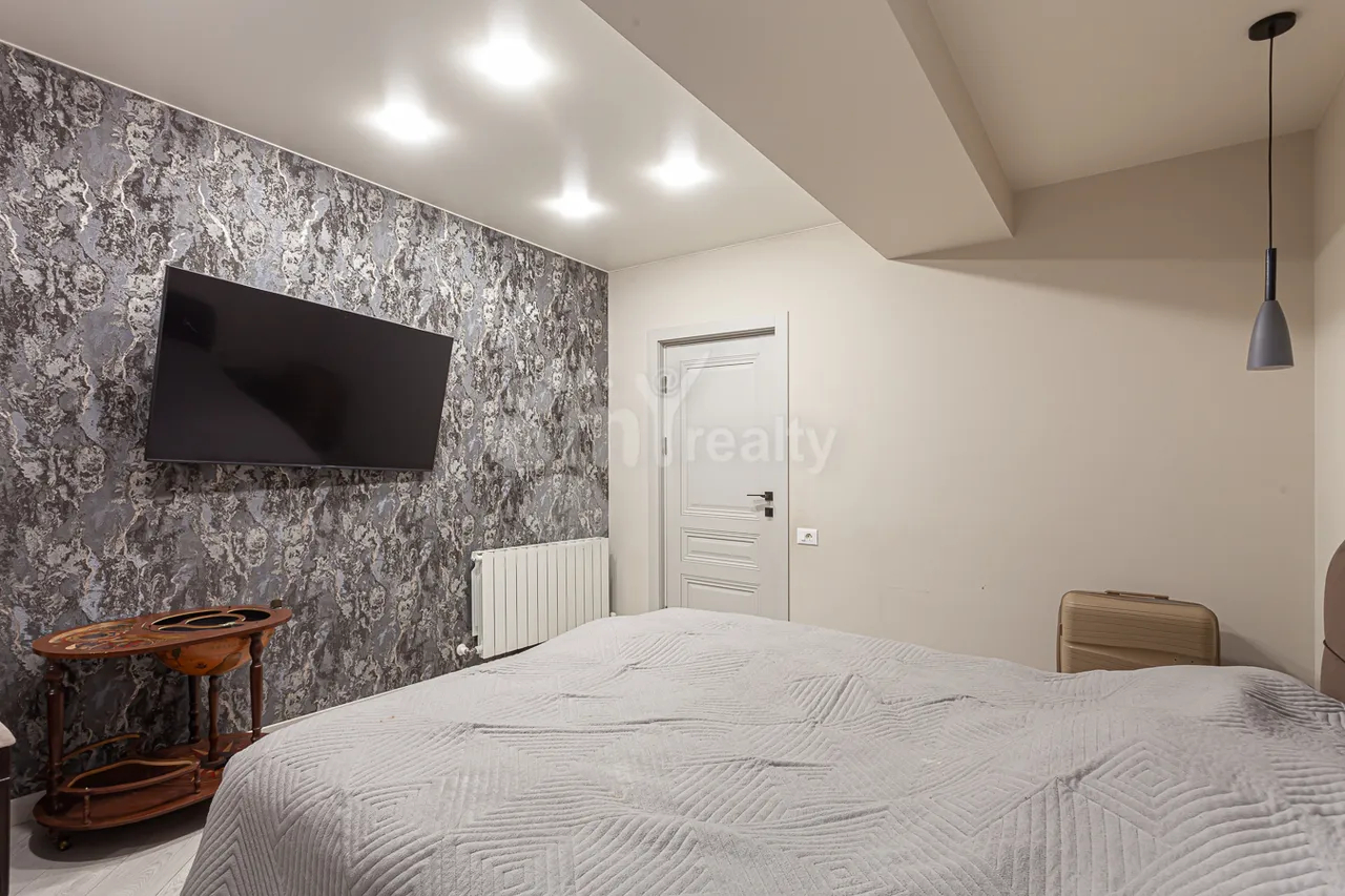 4 bedroom apartment for sale A. Avetisyan St, Arabkir Yerevan, 160521