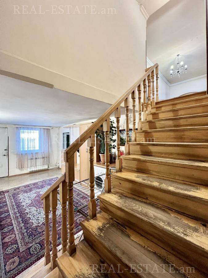 House for sale خیابان 12 نُر آرِش, اِرِبونی ایروان, 127835