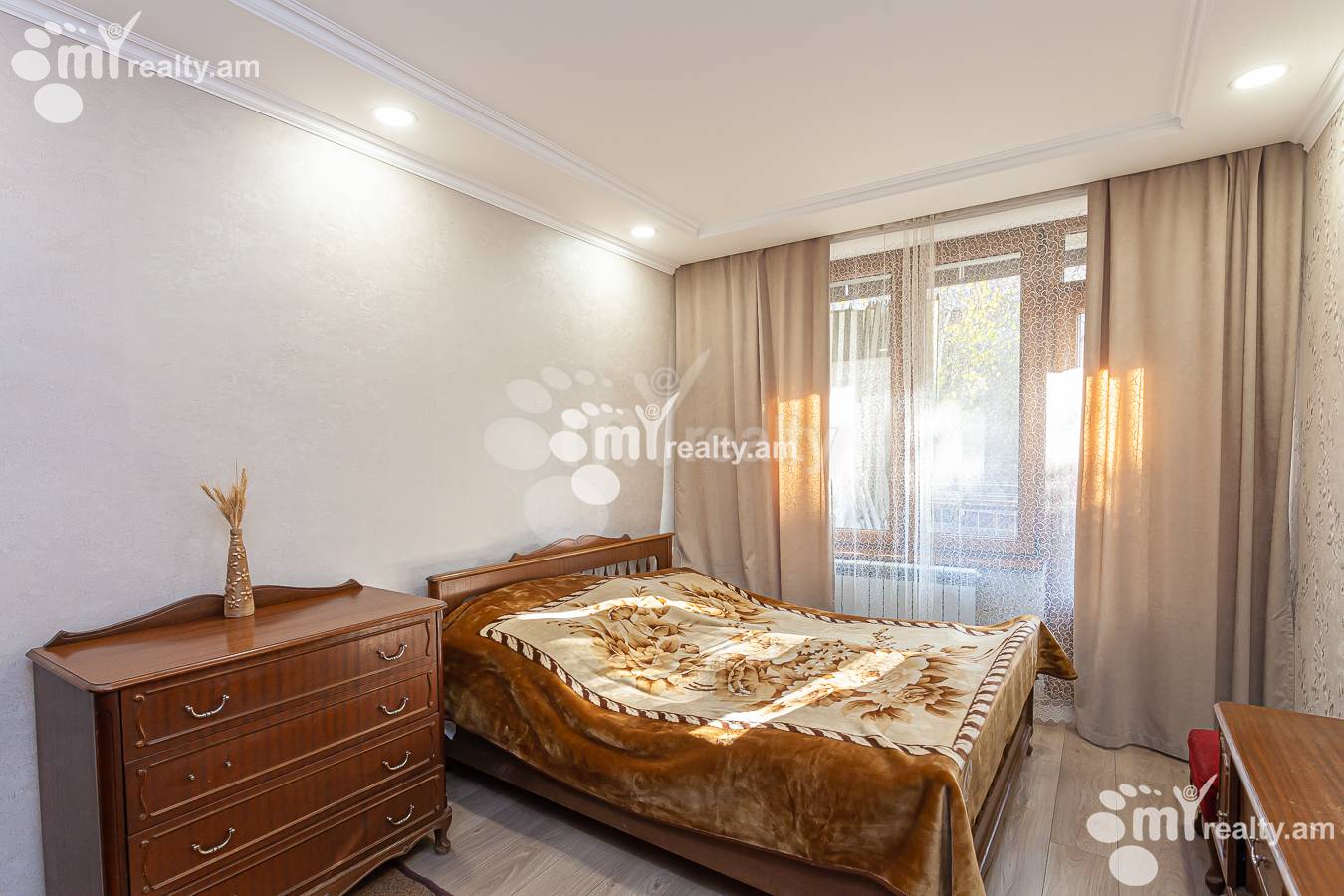 3 bedroom apartment for sale M.Khorenatsi St, Center Yerevan, 150501