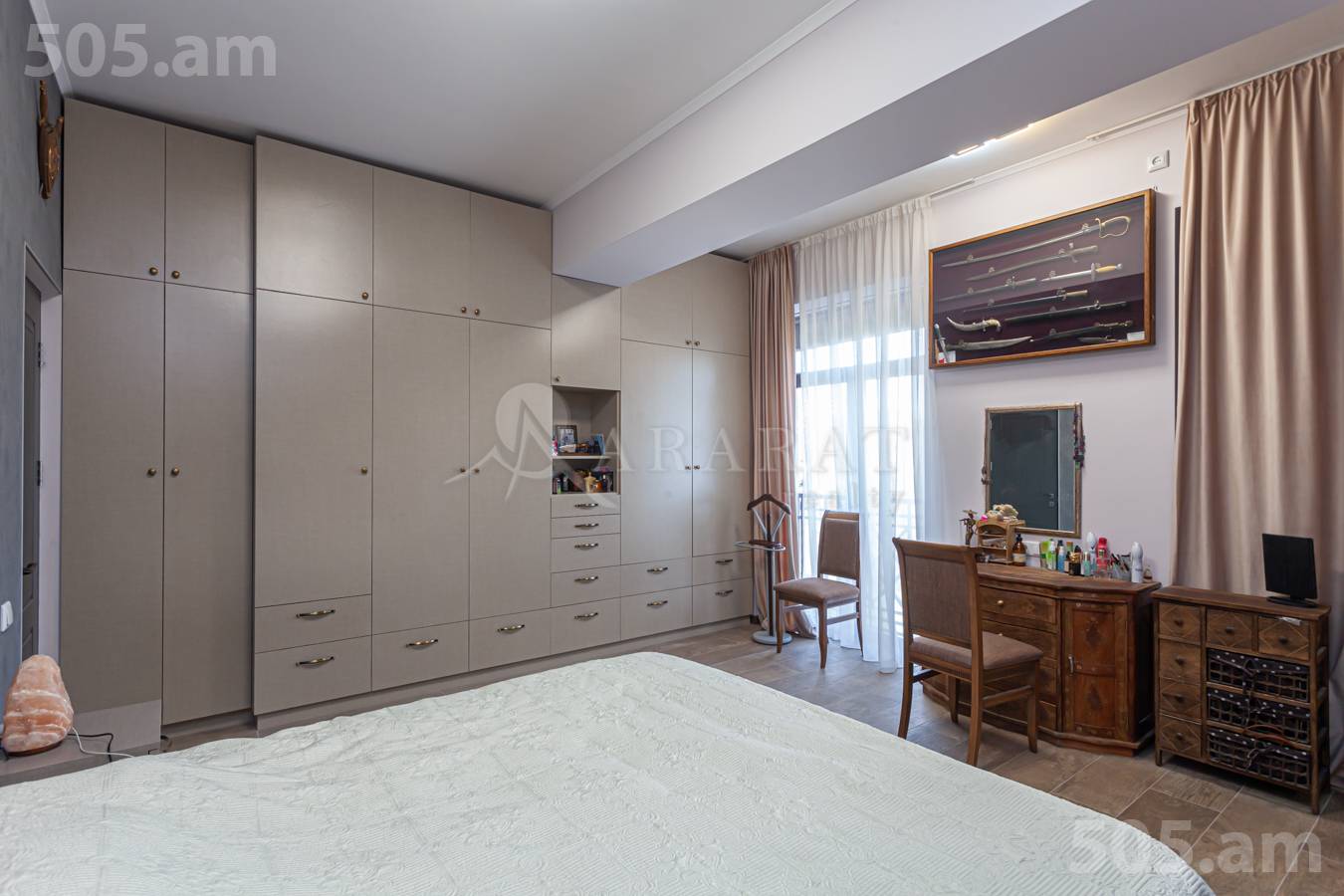 4 սենյականոց բնակարան  Միկոյան փող, Դավթաշեն Երևան, 151222