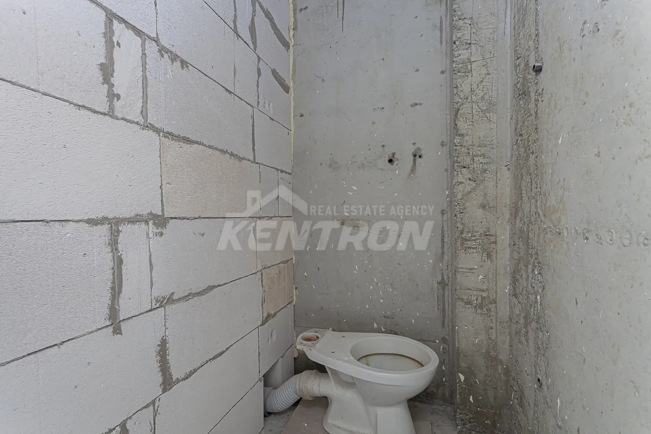 3 սենյականոց բնակարան  Հասրաթյան փ., Աջափնյակ Երևան, 157404