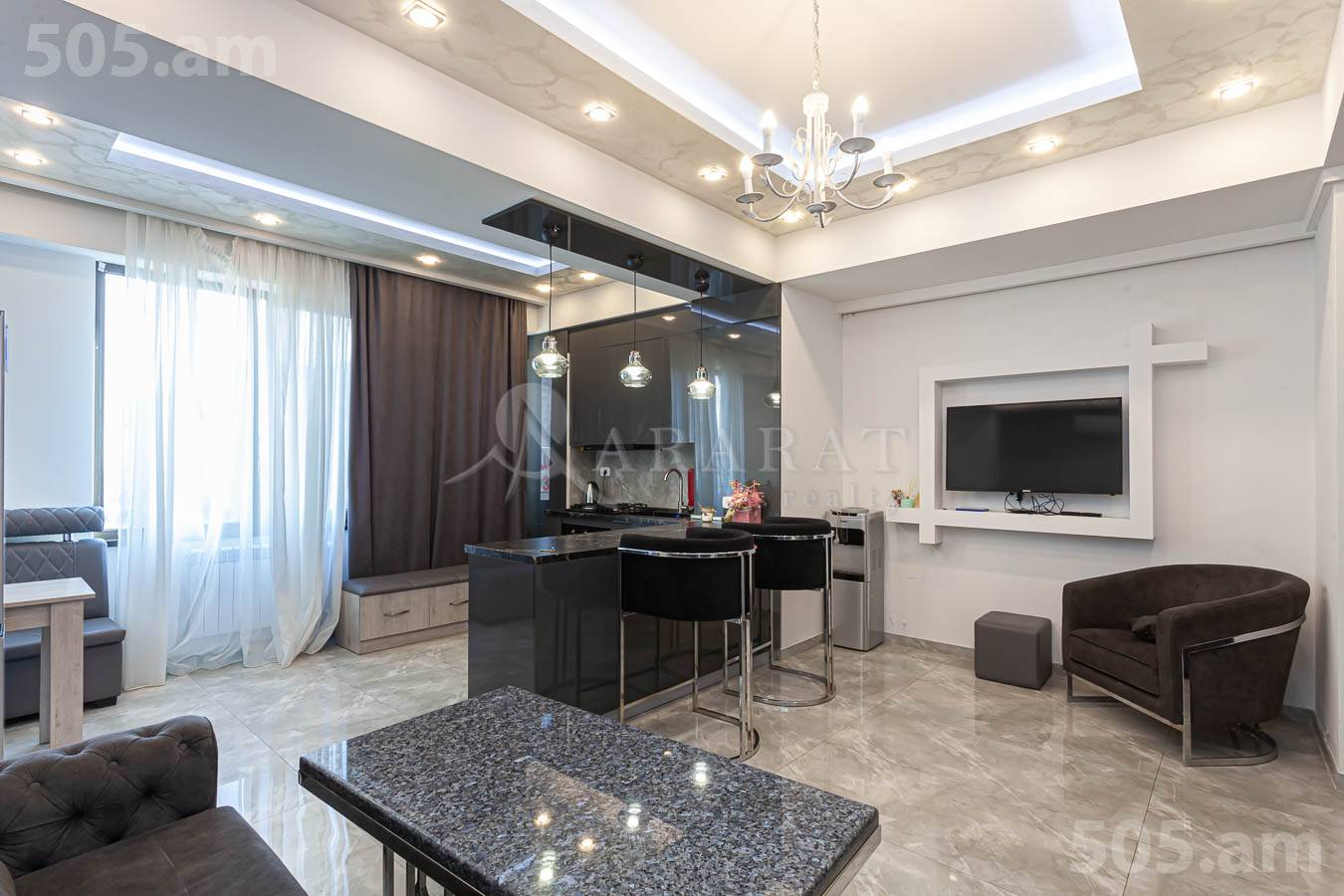 Купить 2 комнатную квартиру В.Вагаршян ул, Арабкир Ереван, 153500