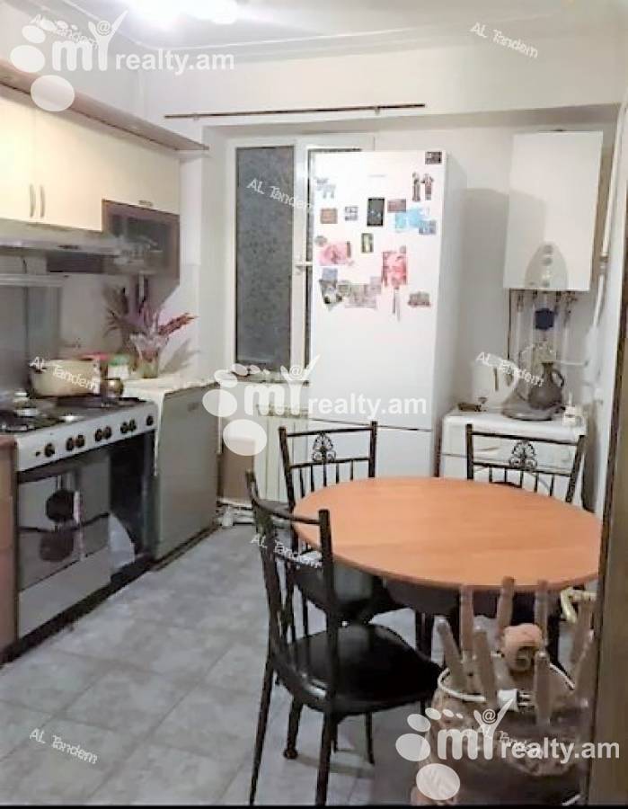 3 bedroom apartment for rent خیابان پارونیان, مرکز شهر ایروان, 122461