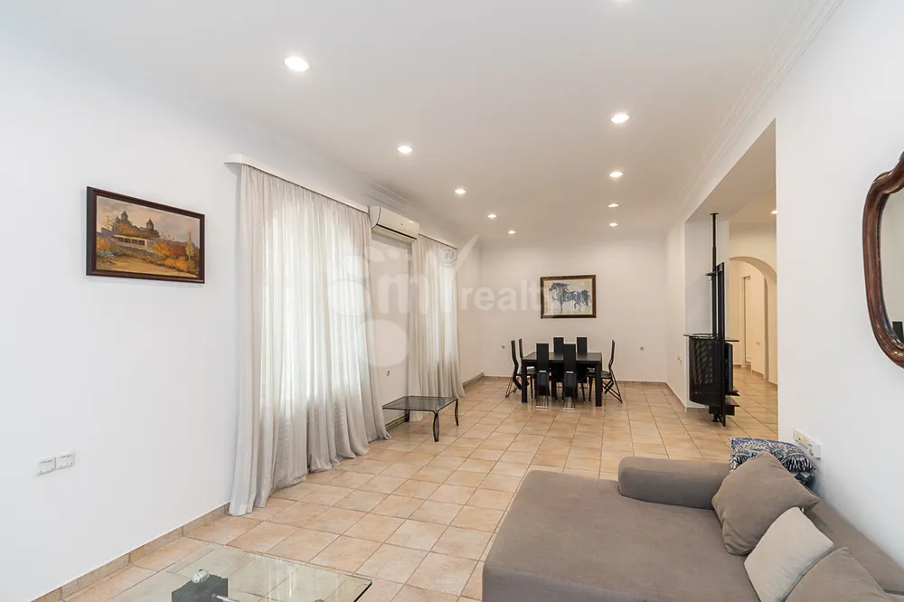 4-bedroom/apartment-for-rent/Varshavyan+Street/Arabkir/Yerevan