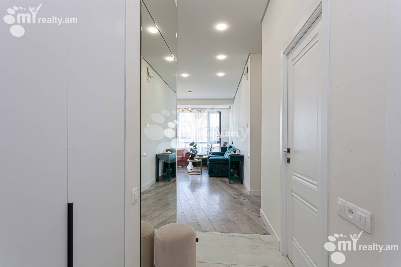 4 bedroom apartment for sale Tigran Petrosyan St, Davtashen Yerevan, 156080