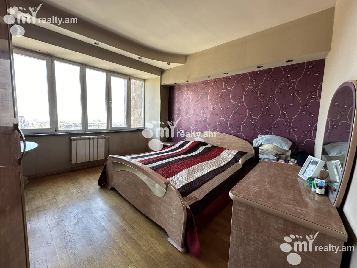 3 bedroom apartment for sale Orbeli Yeghbayrner   St, Arabkir Yerevan, 158145