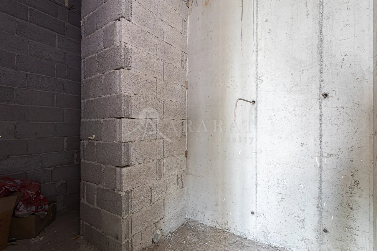 4 bedroom apartment for sale Gyulbenkyan St, Arabkir Yerevan, 161970