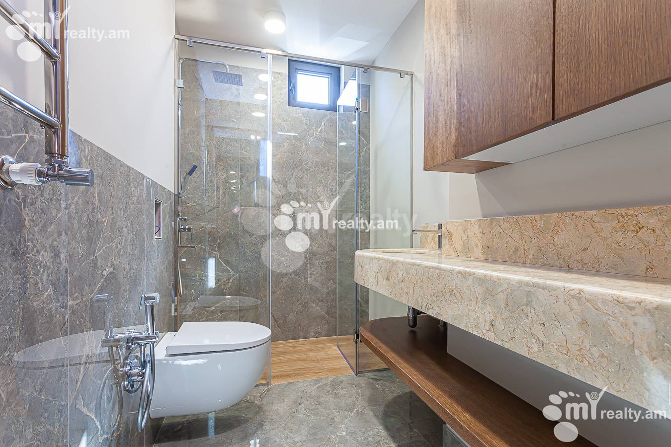 3 սենյականոց բնակարան  Վ.Վաղարշյան փող, Արաբկիր Երևան, 145547