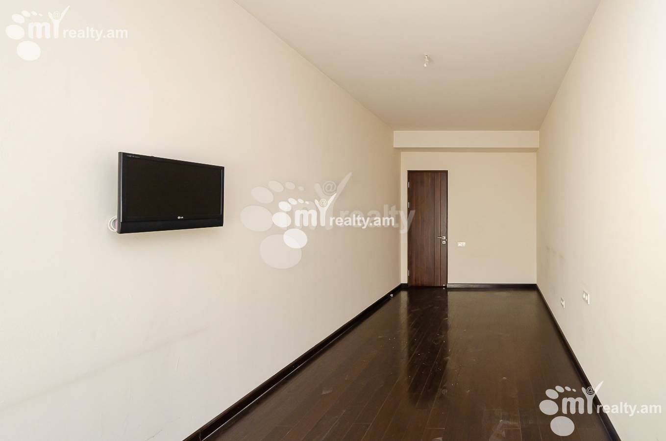 4 bedroom apartment for sale Northern(Hyusisayin)  Ave, Center Yerevan, 146493