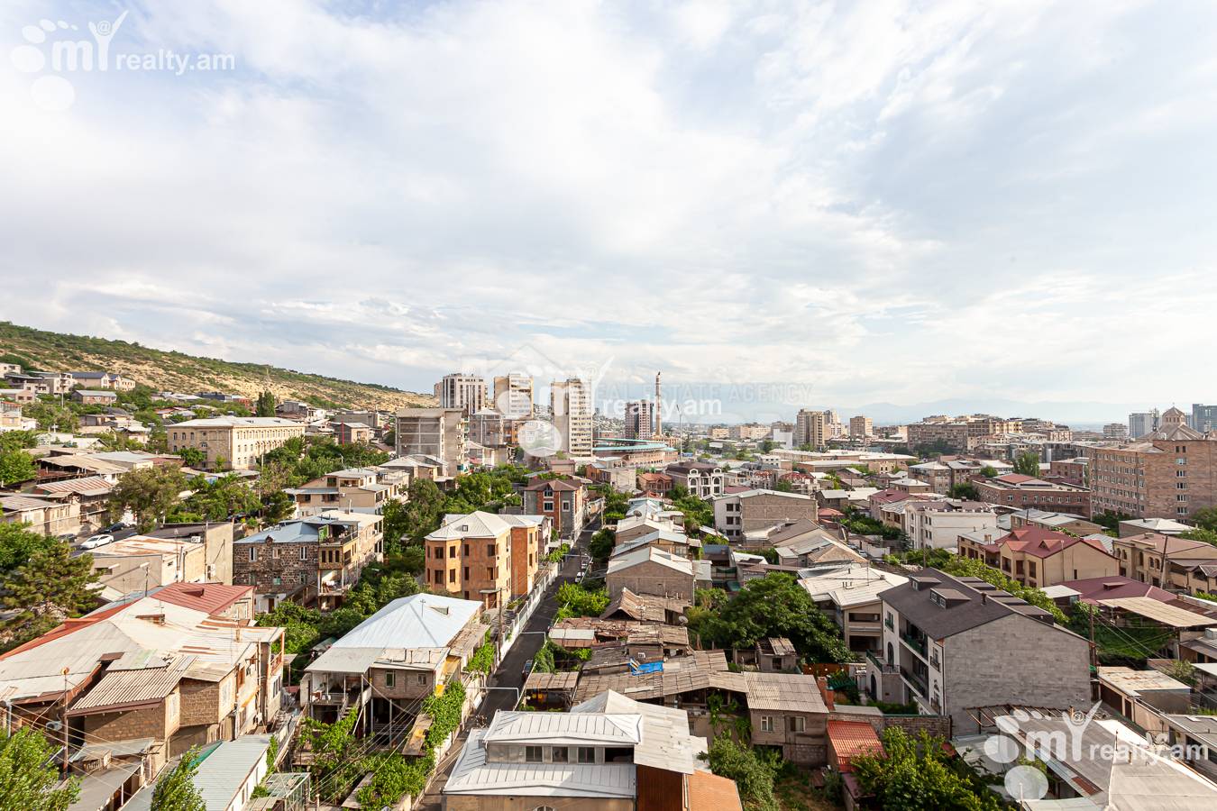 Купить 3 комнатную квартиру Саят-Нова пр, Центр Ереван, 155778