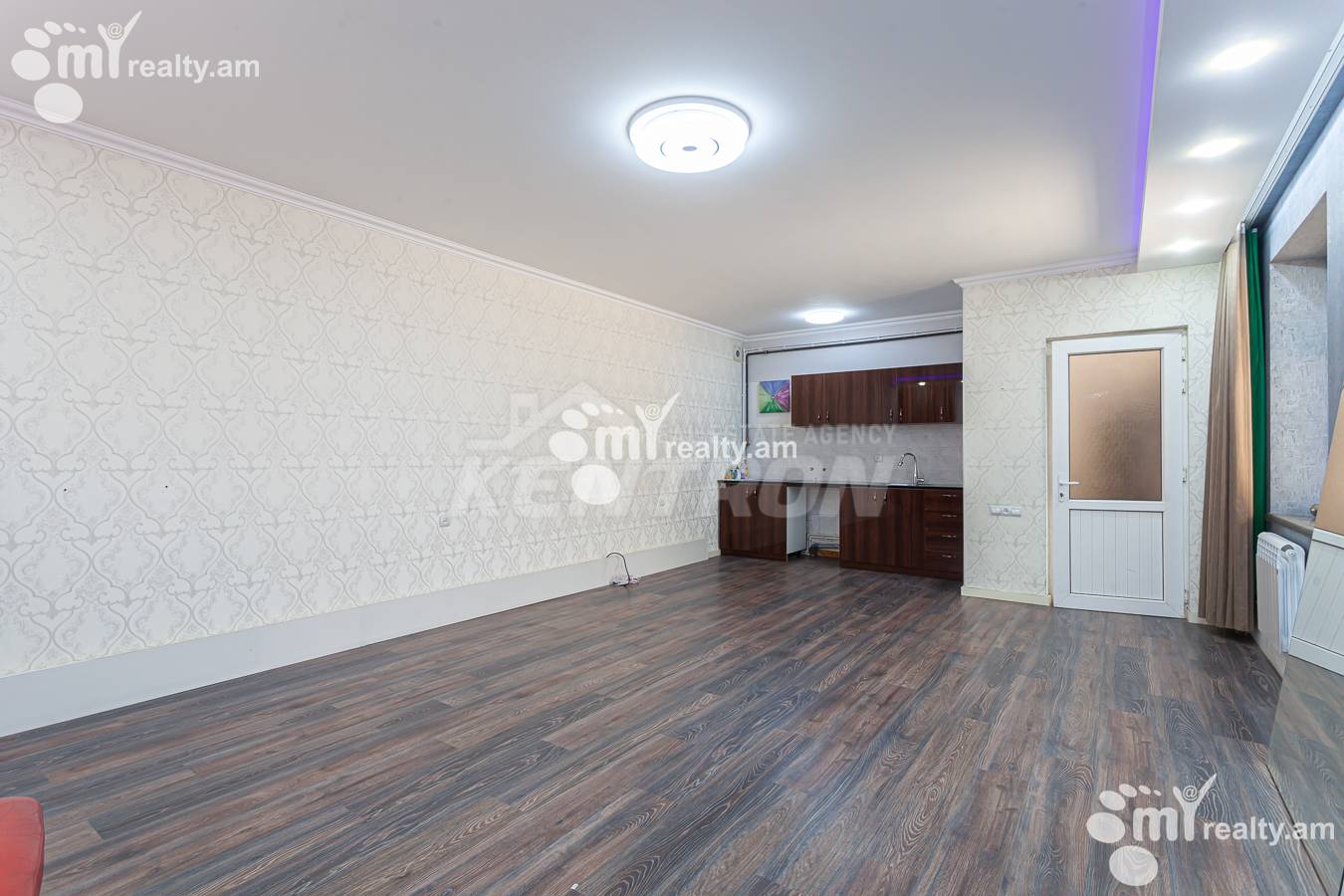 House for sale خیابان سِپوه, عربگیر ایروان, 155978