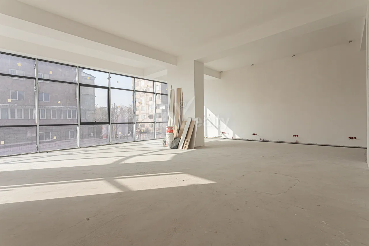 Commercial property for rent N. Zaryan St, Arabkir Yerevan, 158319