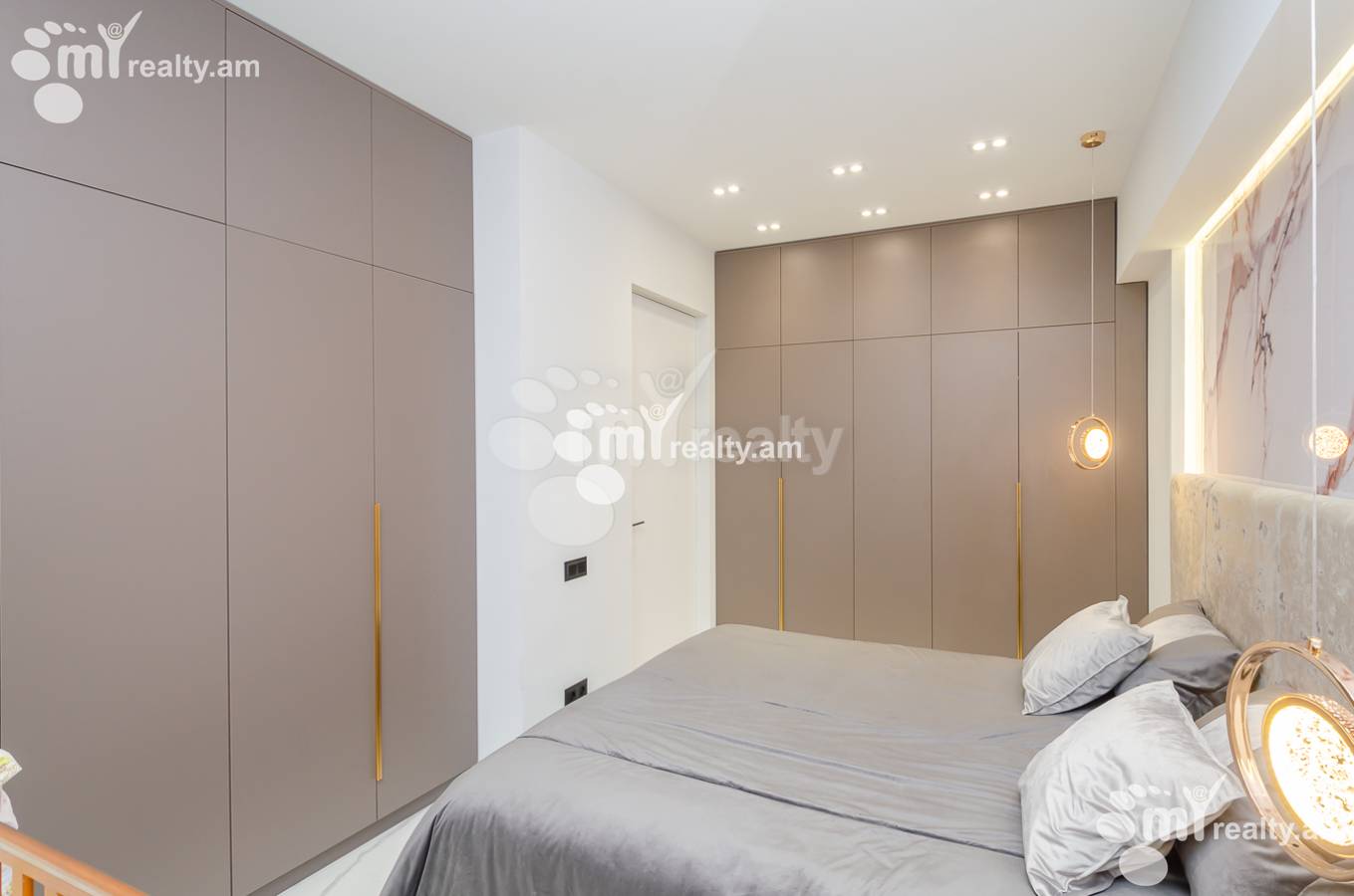 3 bedroom apartment for sale خیابان لِنینگراندیان, آچاپنیاک ایروان, 154444