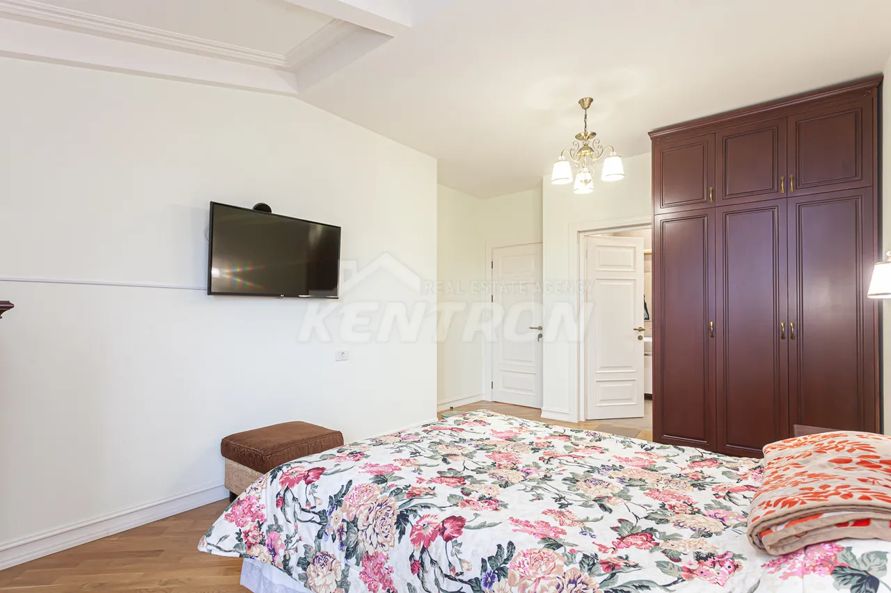 5 bedroom apartment for sale V.Vagharshyan St, Arabkir Yerevan, 159689