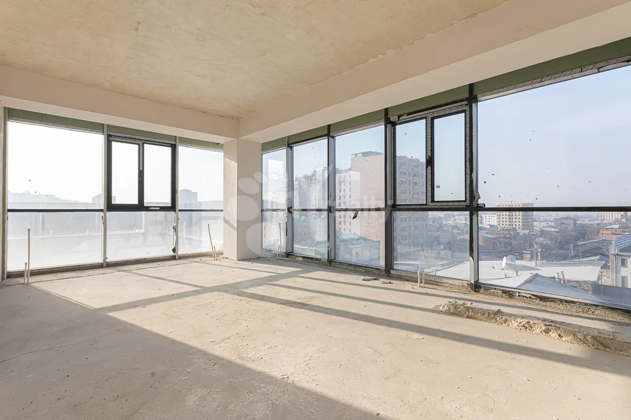 4 bedroom apartment for sale خیابان رُستُم, مرکز شهر ایروان, 158378