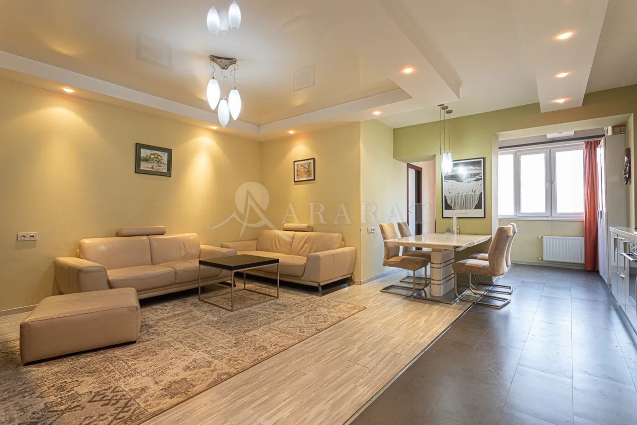 4 bedroom apartment for sale Hakobyan St, Arabkir Yerevan, 158132