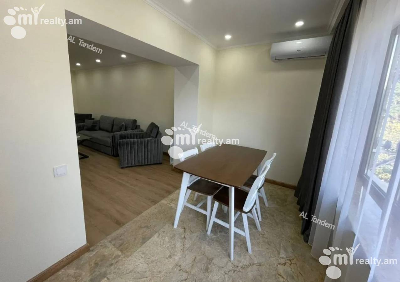 3 սենյականոց բնակարան  Տպագրիչների փող, Կենտրոն Երևան, 156570