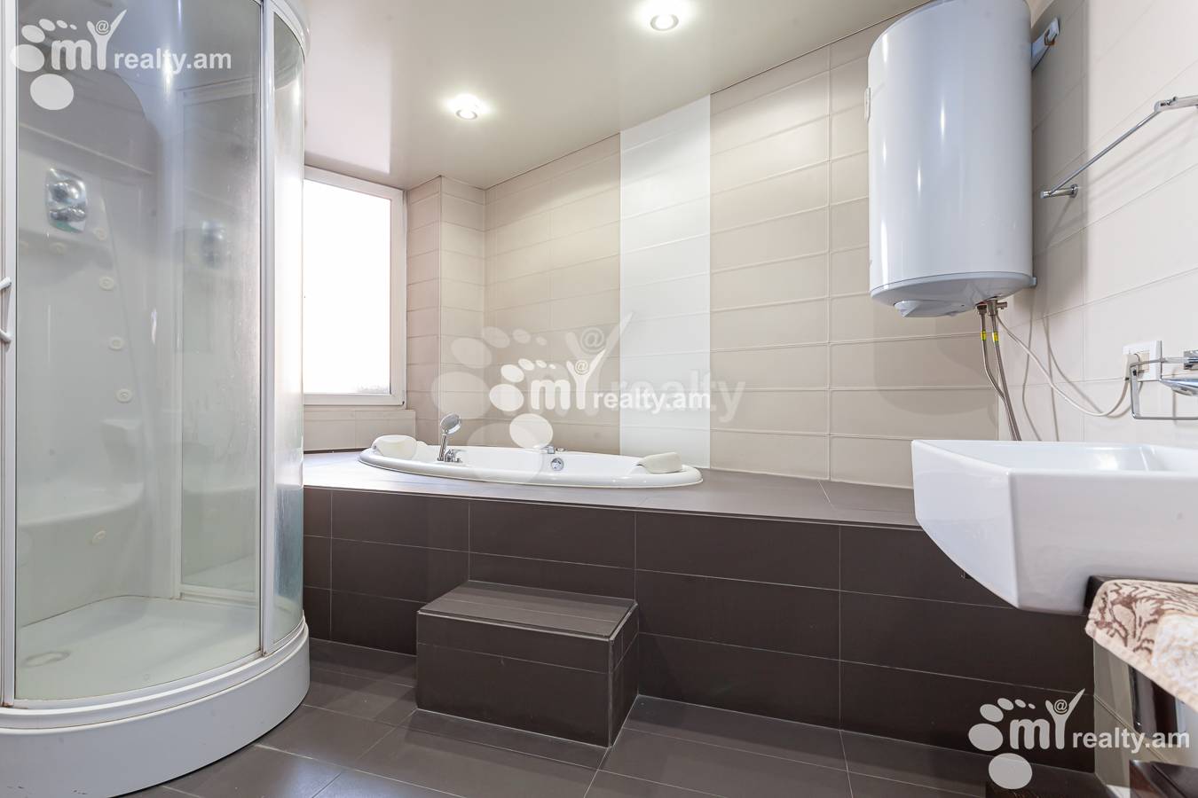 5 սենյականոց բնակարան  Հյուսիսային պող, Կենտրոն Երևան, 154616