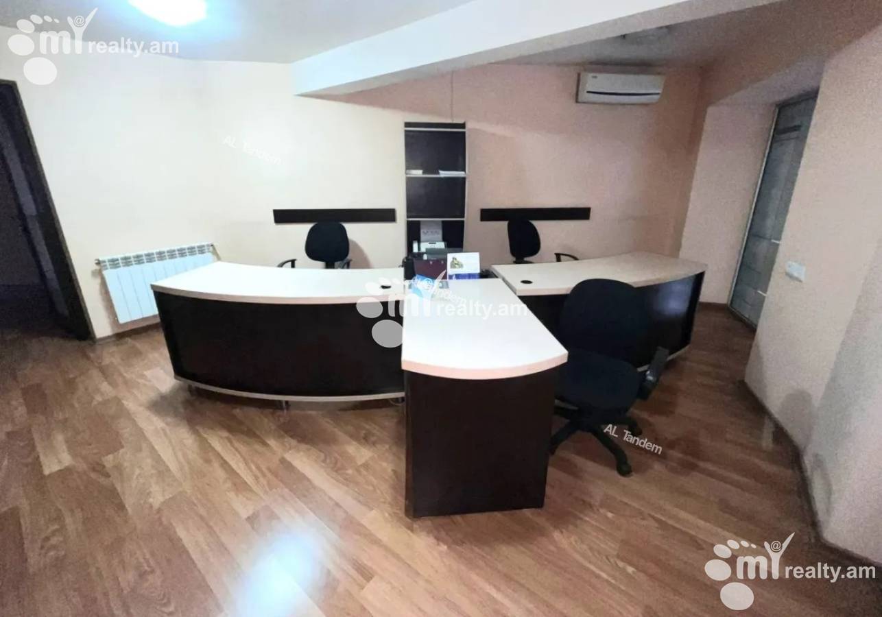 Купить коммерческoе помещение Вардананц ул, Центр Ереван, 147724
