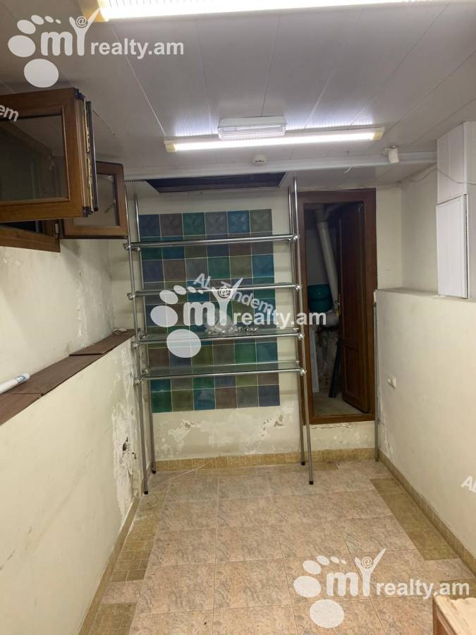 Commercial for rent خیابان کومیتاس, عربگیر ایروان, 156504