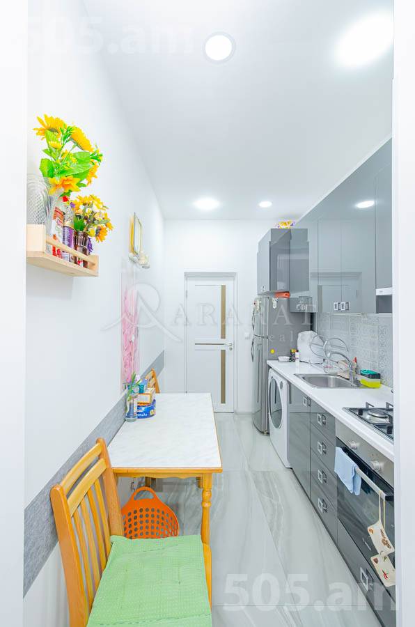 2 bedroom apartment for sale Mashtots Ave, Center Yerevan, 149583