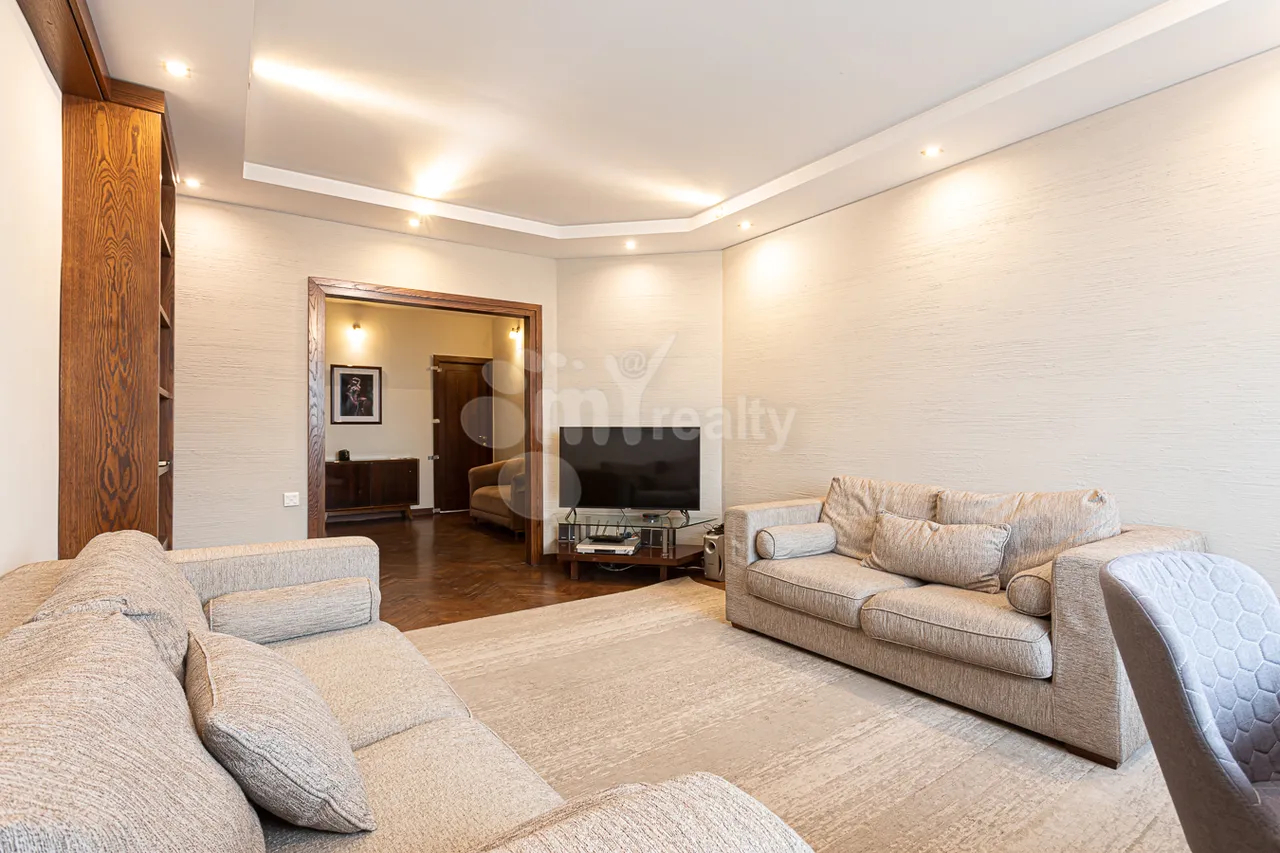 2 bedroom apartment for rent Pushkin St, Center Yerevan, 157976