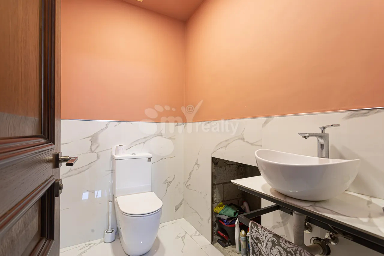 Купить дом Канакер 17ый ул, Канакер-Зейтун Ереван, 160154