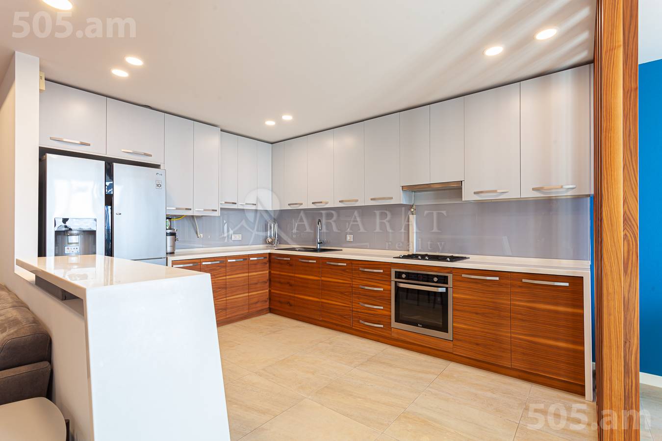 4 սենյականոց բնակարան  Անտառային փող, Կենտրոն Երևան, 154416