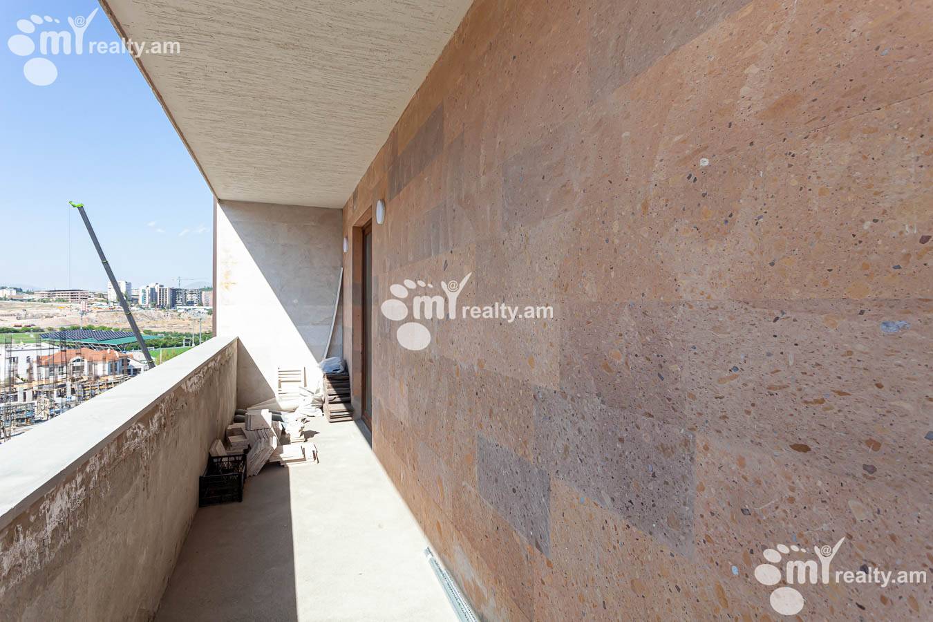 3 սենյականոց բնակարան  Ծարավ Աղբյուրի փող., Ավան Երևան, 152550