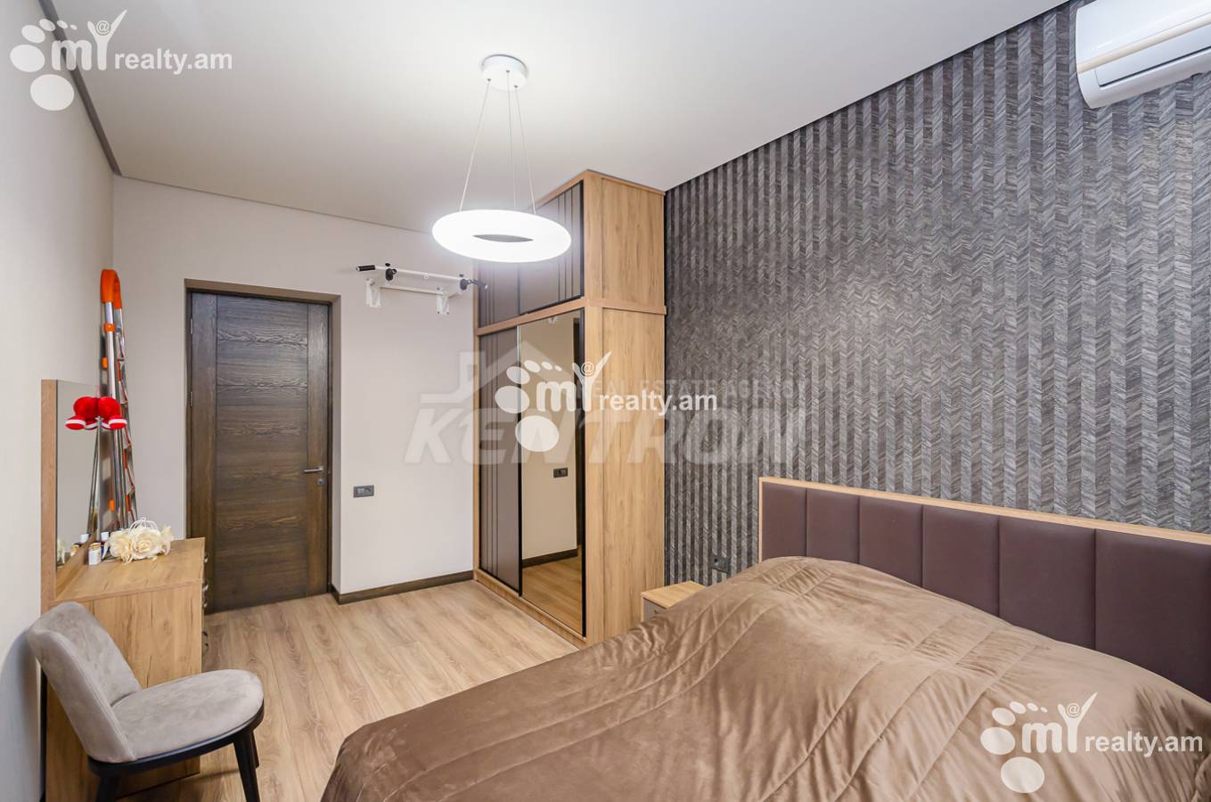 3 սենյականոց բնակարան  Բաղրամյան պող(Արաբկիր), Արաբկիր Երևան, 153876