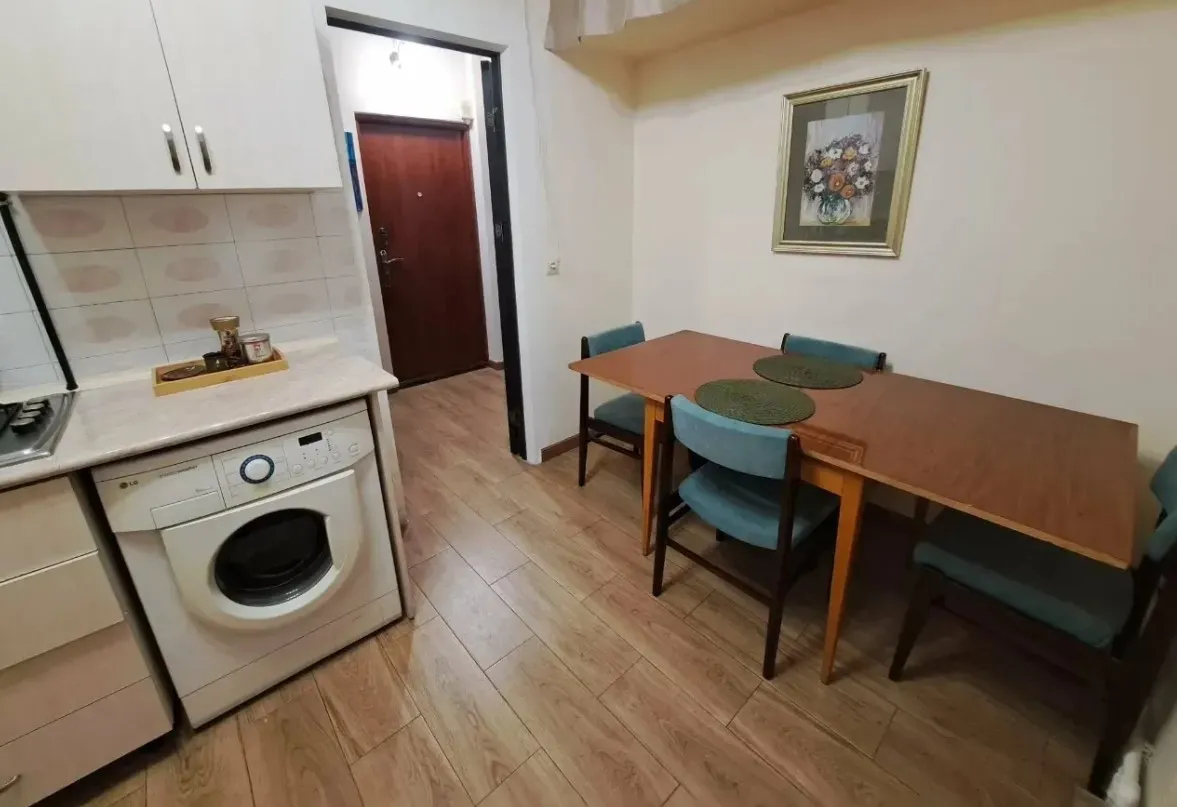 3 bedroom apartment for sale خیابان نعلبندیان, مرکز شهر ایروان, 161657