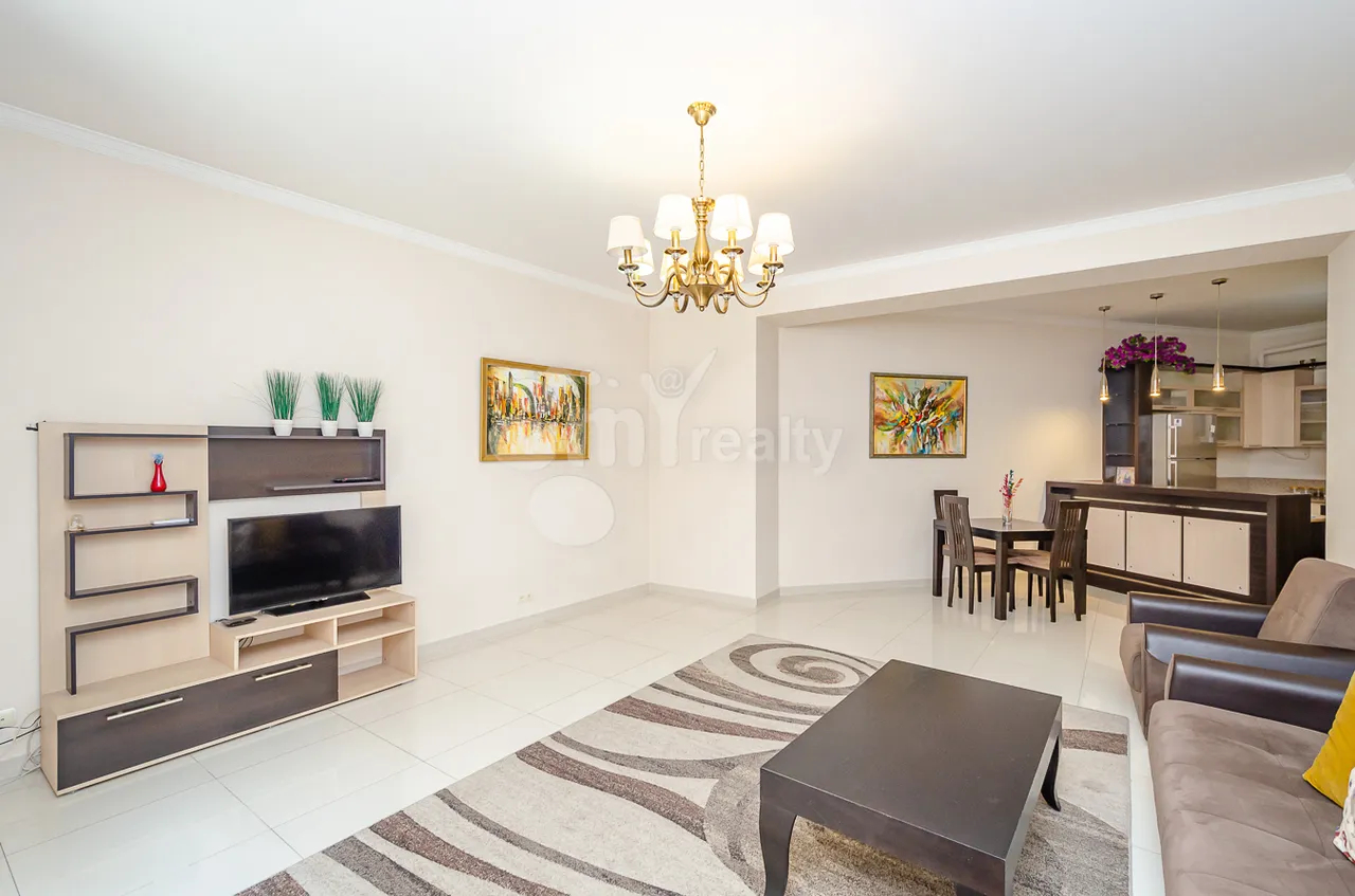 3 bedroom apartment for rent Northern (Hyusisayin)  Ave, Center Yerevan, 161923