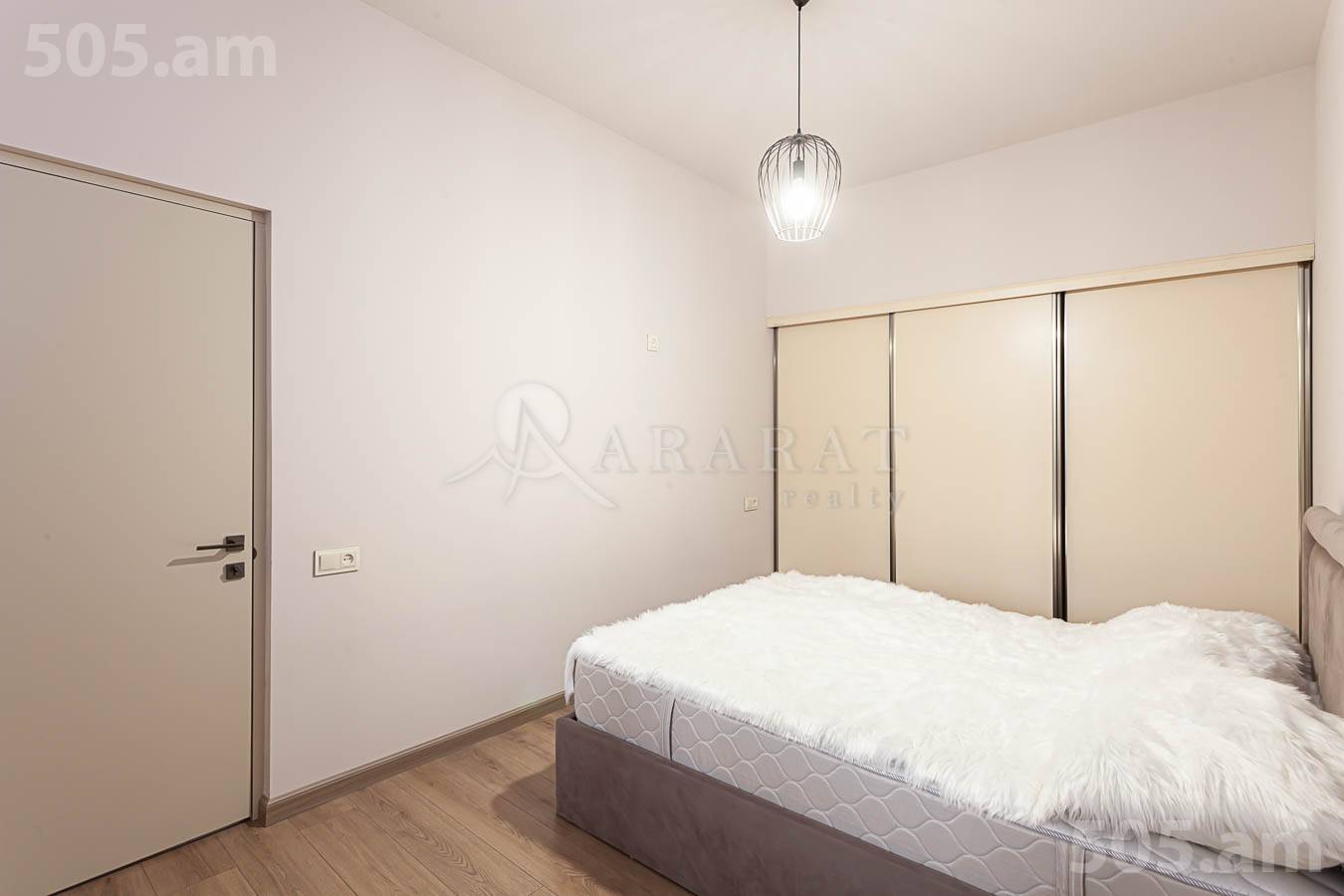 2 bedroom apartment for sale خیابان پارونیان, مرکز شهر ایروان, 153471