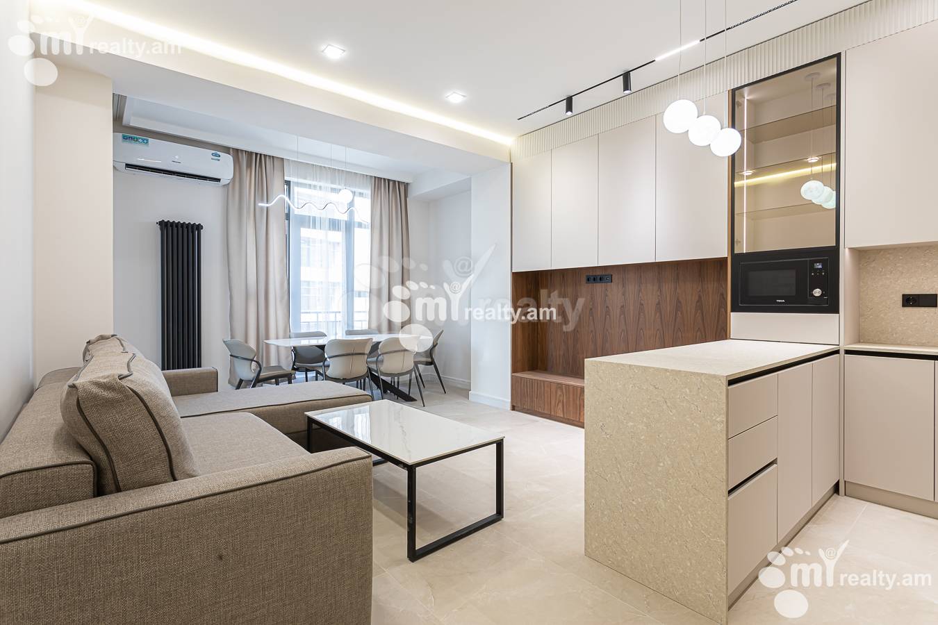 Купить 2 комнатную квартиру Аршакуняц пр, Центр Ереван, 156409