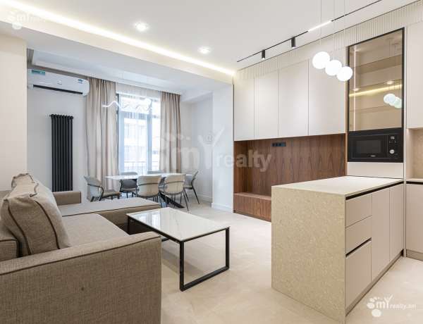 2-senyakanoc-bnakaran-vacharq-Yerevan-Center