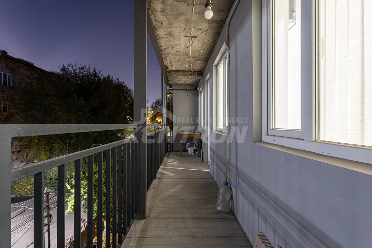 3 bedroom apartment for sale خیابان ماشتوتس, مرکز شهر ایروان, 157754