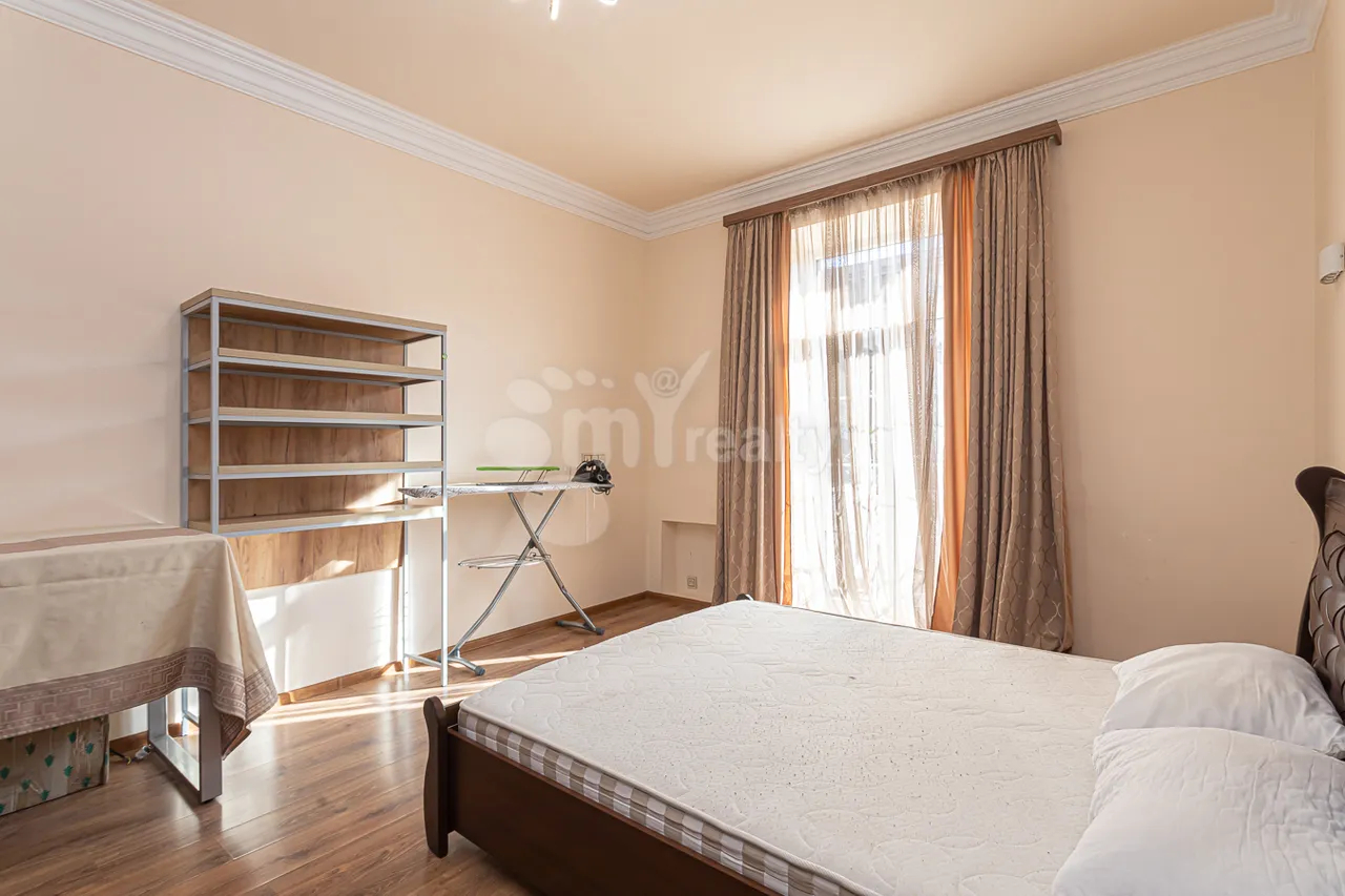 3 bedroom apartment for rent خیابان کاسیان, عربگیر ایروان, 157541