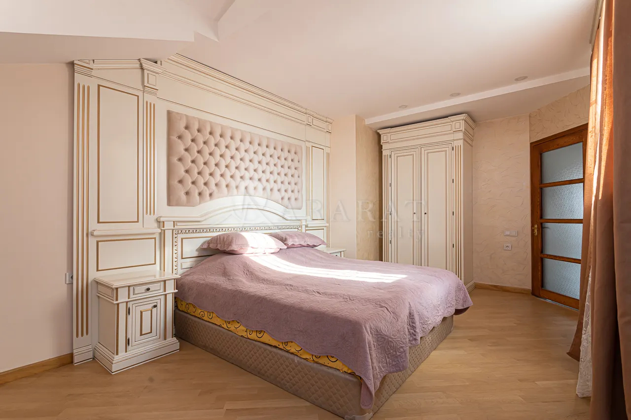 5 bedroom apartment for rent Spendiaryan St, Center Yerevan, 158572