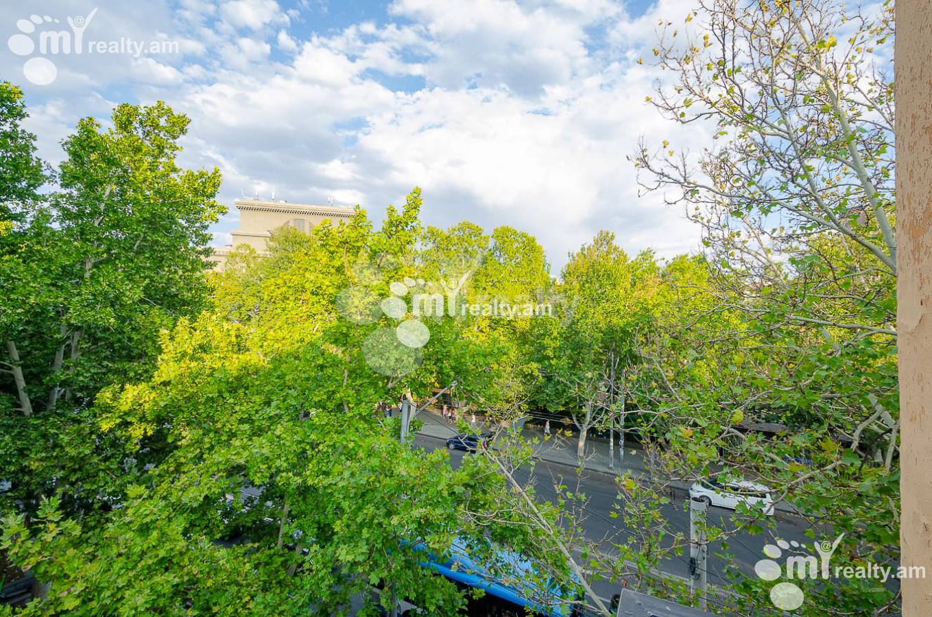 3 bedroom apartment for sale Mashtots Ave, Center Yerevan, 144890