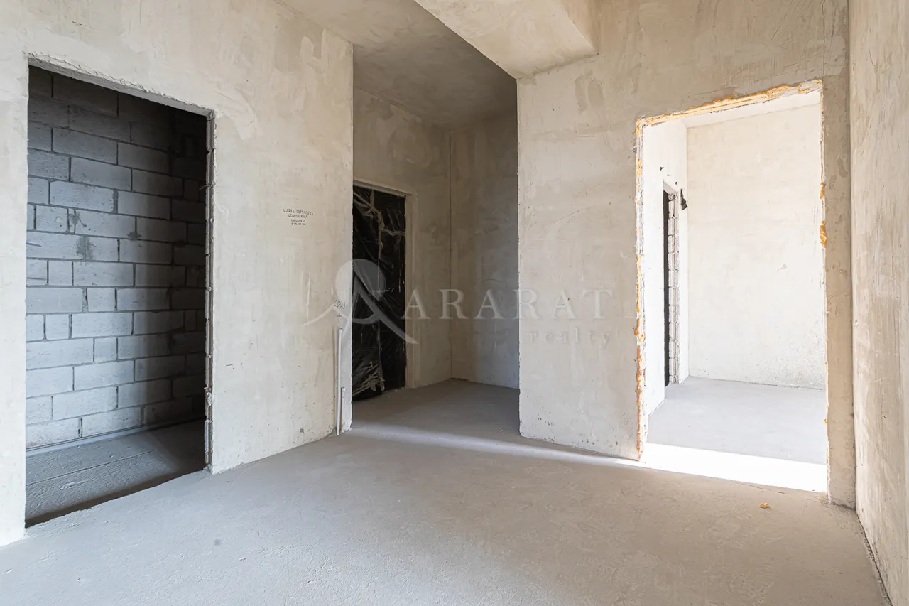 4 bedroom apartment for sale Rostom St, Center Yerevan, 158377