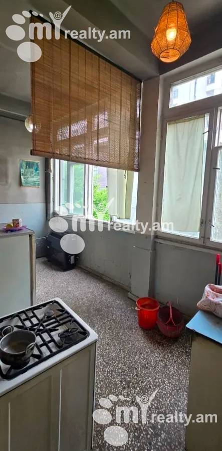 2 սենյականոց բնակարան  Ամիրյան փող, Կենտրոն Երևան, 160523