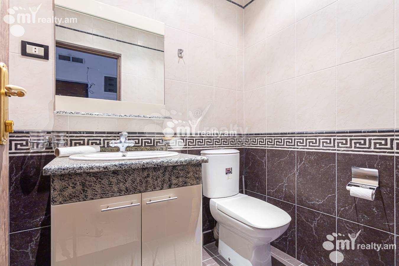 Снять 4 комнатную квартиру Северный пр, Центр Ереван, 149051