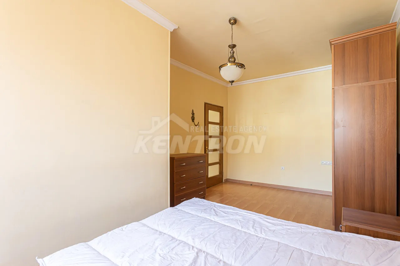 3 bedroom apartment for sale A. Avetisyan St, Arabkir Yerevan, 157416