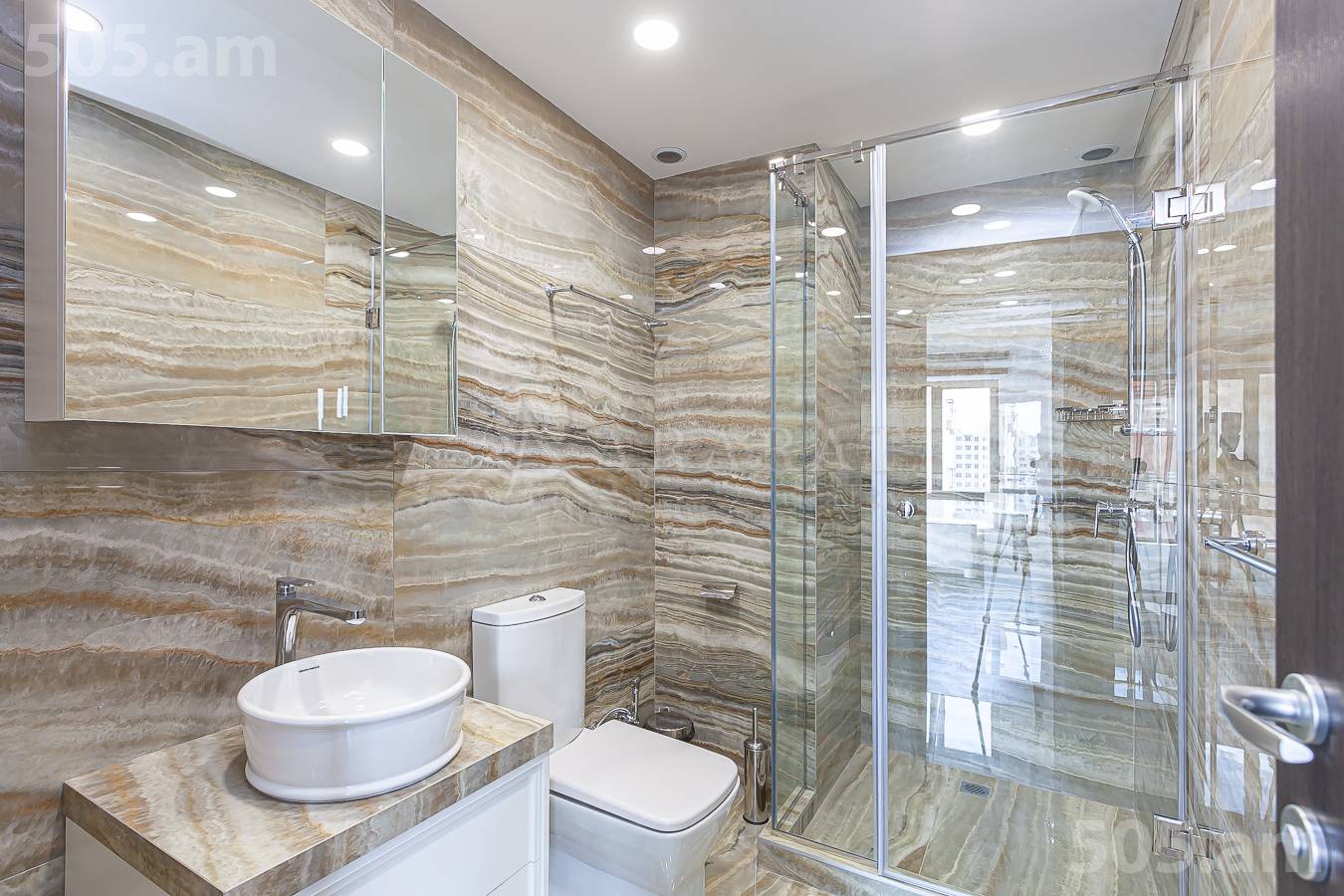 Снять 5 комнатную квартиру Лео ул, Центр Ереван, 153028