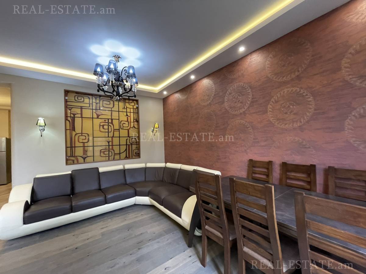 3 bedroom apartment for rent Antarayin St, Center Yerevan, 136837